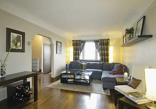 687-glencairn-avenue-toronto-ontario-c1035775