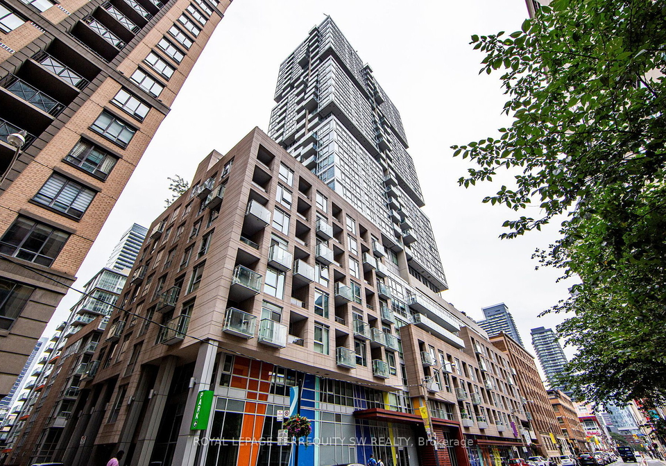 199-richmond-street-toronto-ontario-c10406436