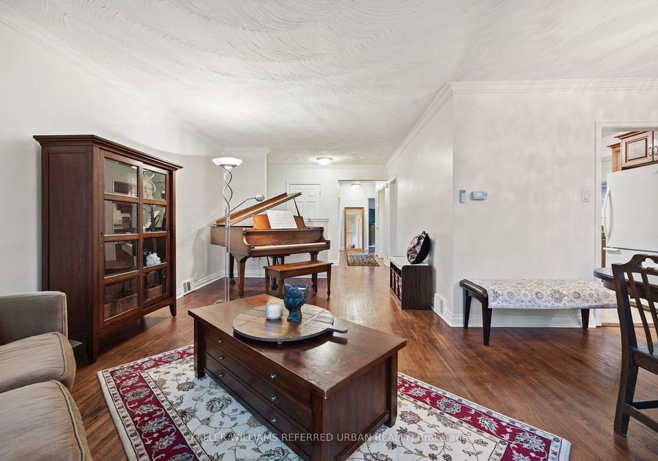 111-clifton-avenue-toronto-ontario-c10409242