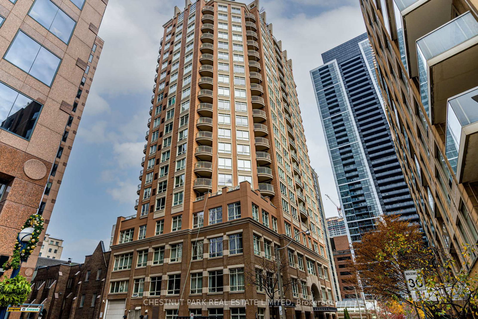 100-hayden-street-toronto-ontario-c11921441