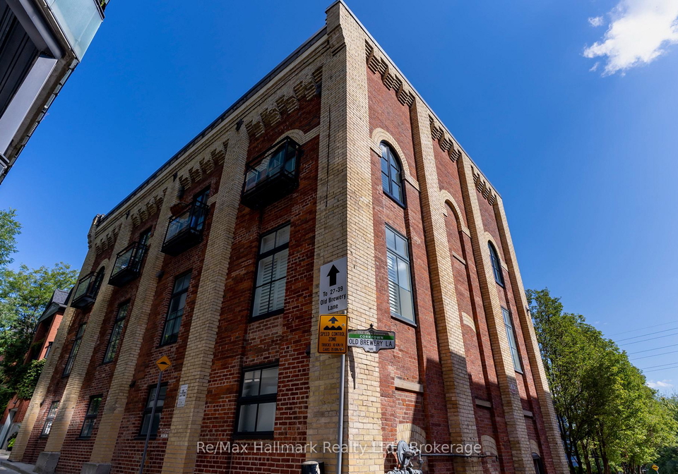 39-old-brewery-lane-toronto-ontario-c11929448