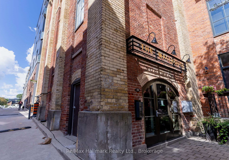 39-old-brewery-lane-toronto-ontario-c11929448