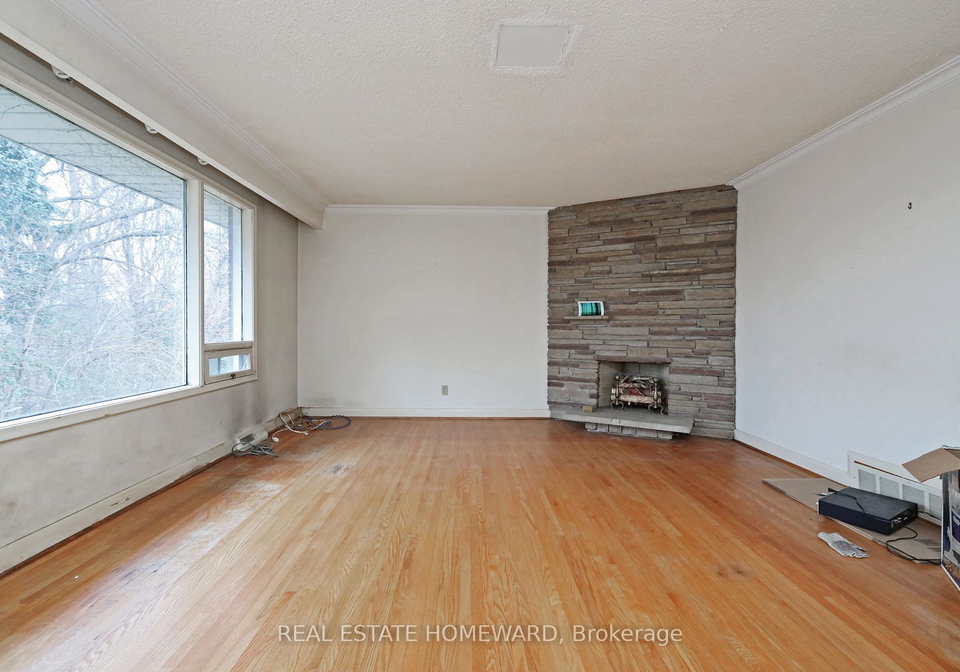129-burbank-drive-north-york-ontario-c11940799