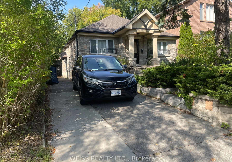 488-coldstream-avenue-toronto-ontario-c11946208