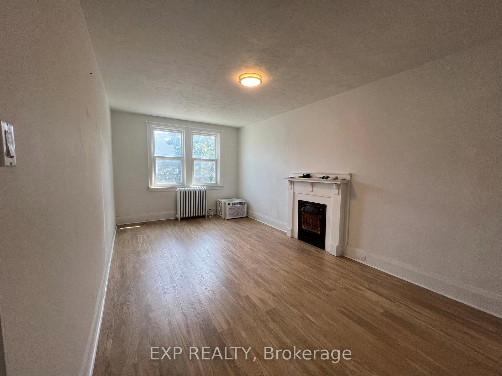 102-greensides-avenue-toronto-ontario-c11954115