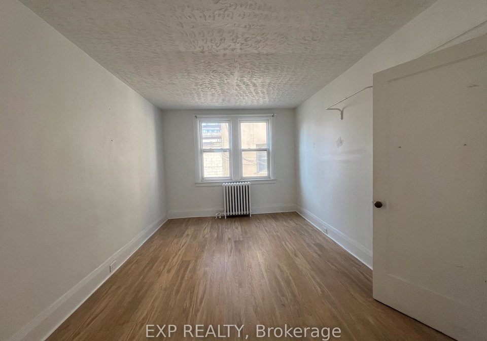 102-greensides-avenue-toronto-ontario-c11954115