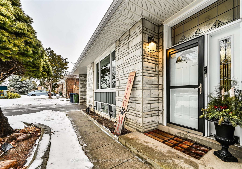 75-sloane-avenue-north-york-ontario-c11955649