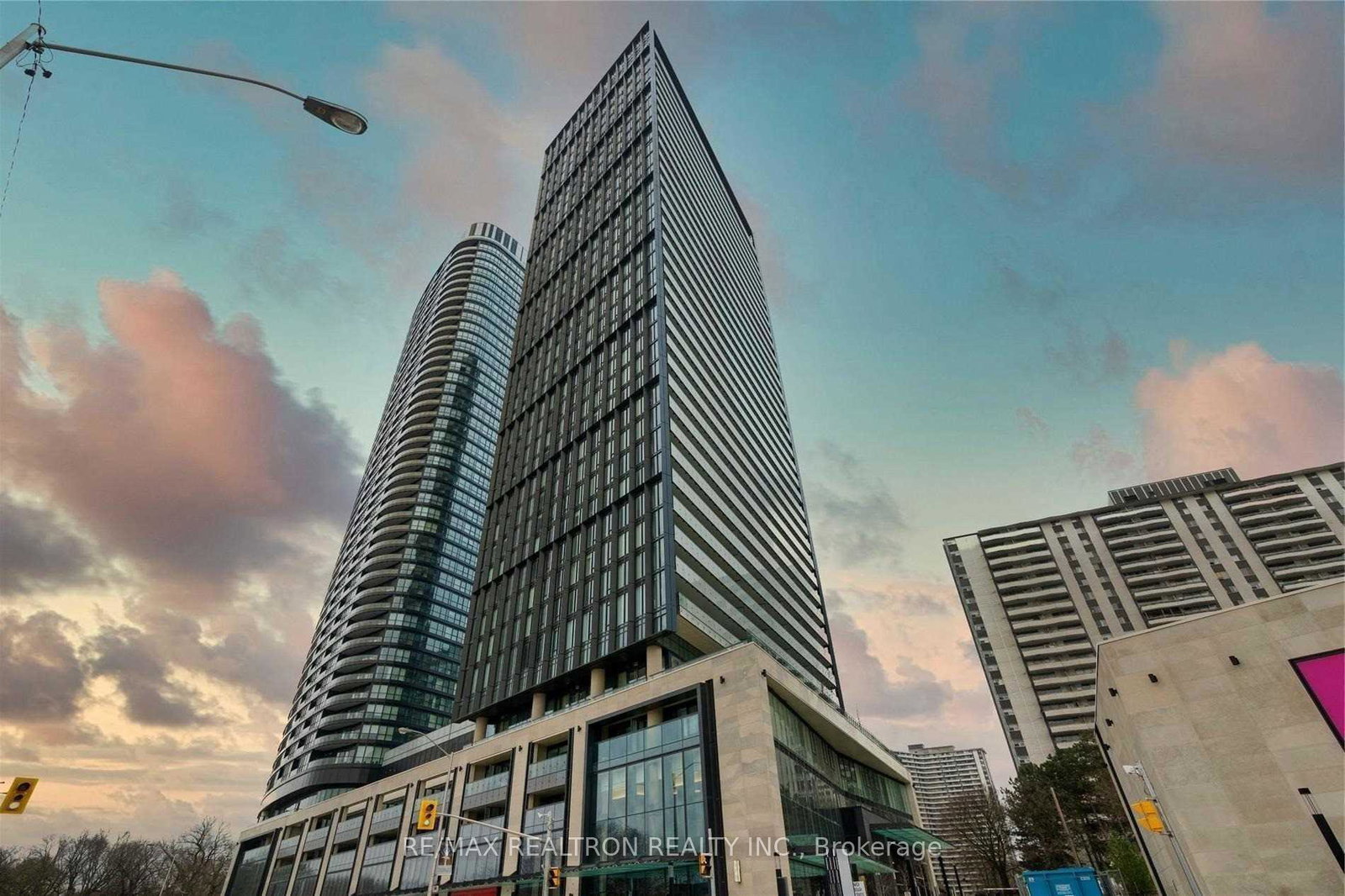 585-bloor-street-e-toronto-ontario-c11989466