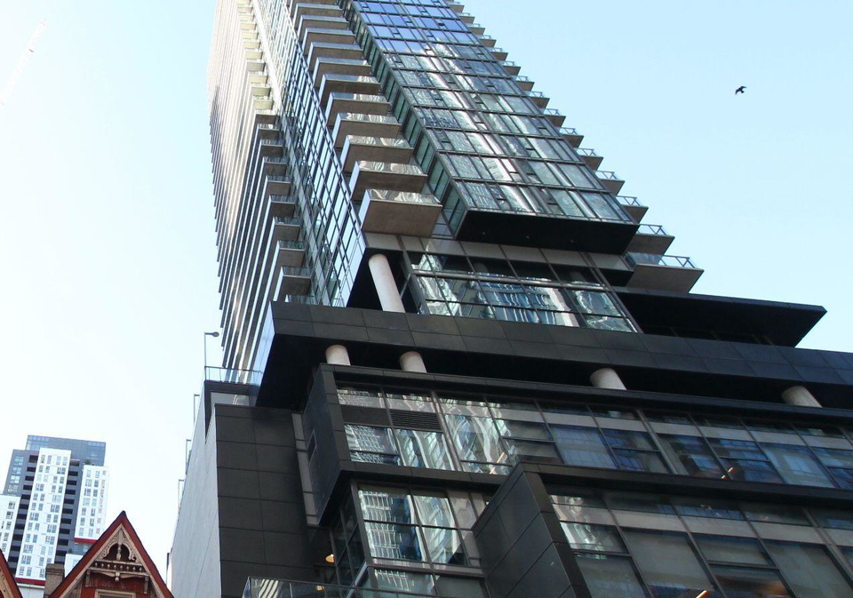 290-adelaide-street-w-toronto-ontario-c11996888