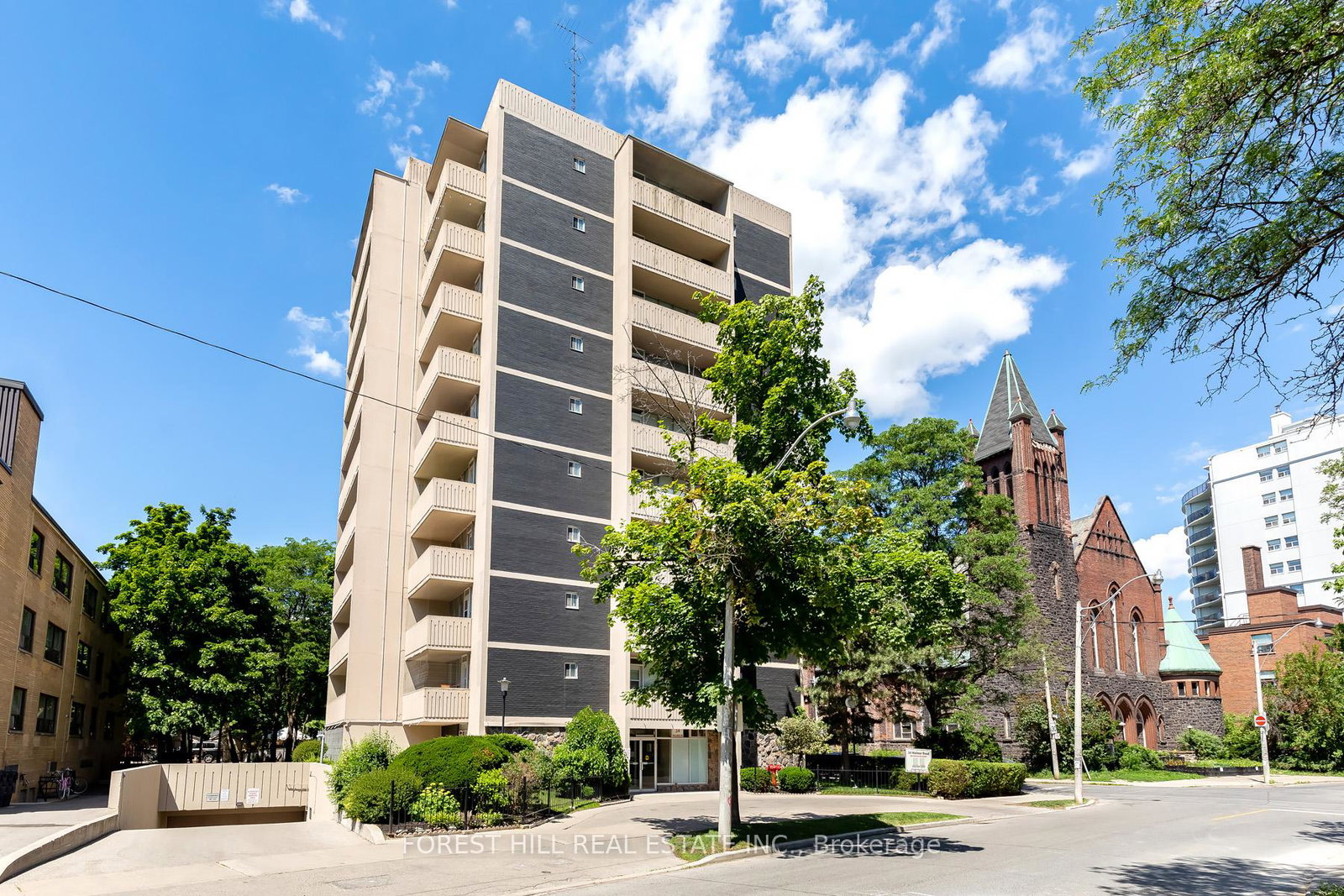 34-walmer-road-toronto-ontario-c12000598