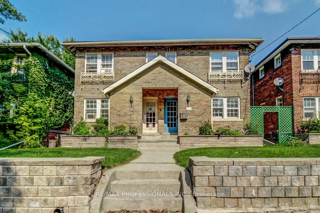 220-millwood-road-toronto-ontario-c12000852