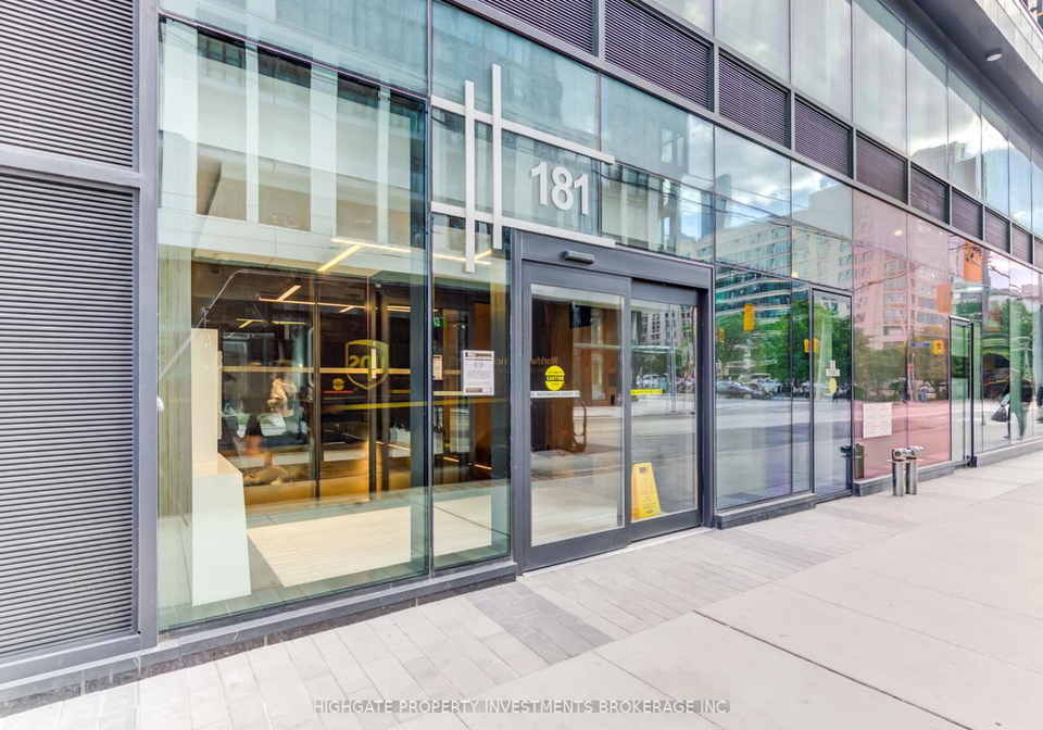 181-dundas-street-e-toronto-ontario-c12003345