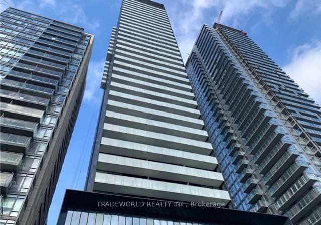 28-wellesley-street-e-toronto-ontario-c12005282