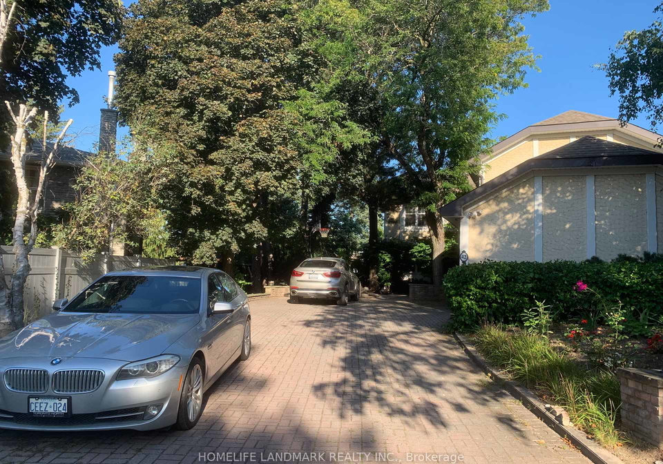 42-mellowood-drive-north-york-ontario-c12013975