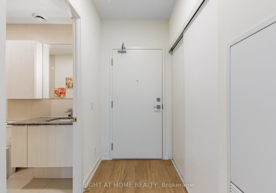10-deerlick-court-north-york-ontario-c12016227