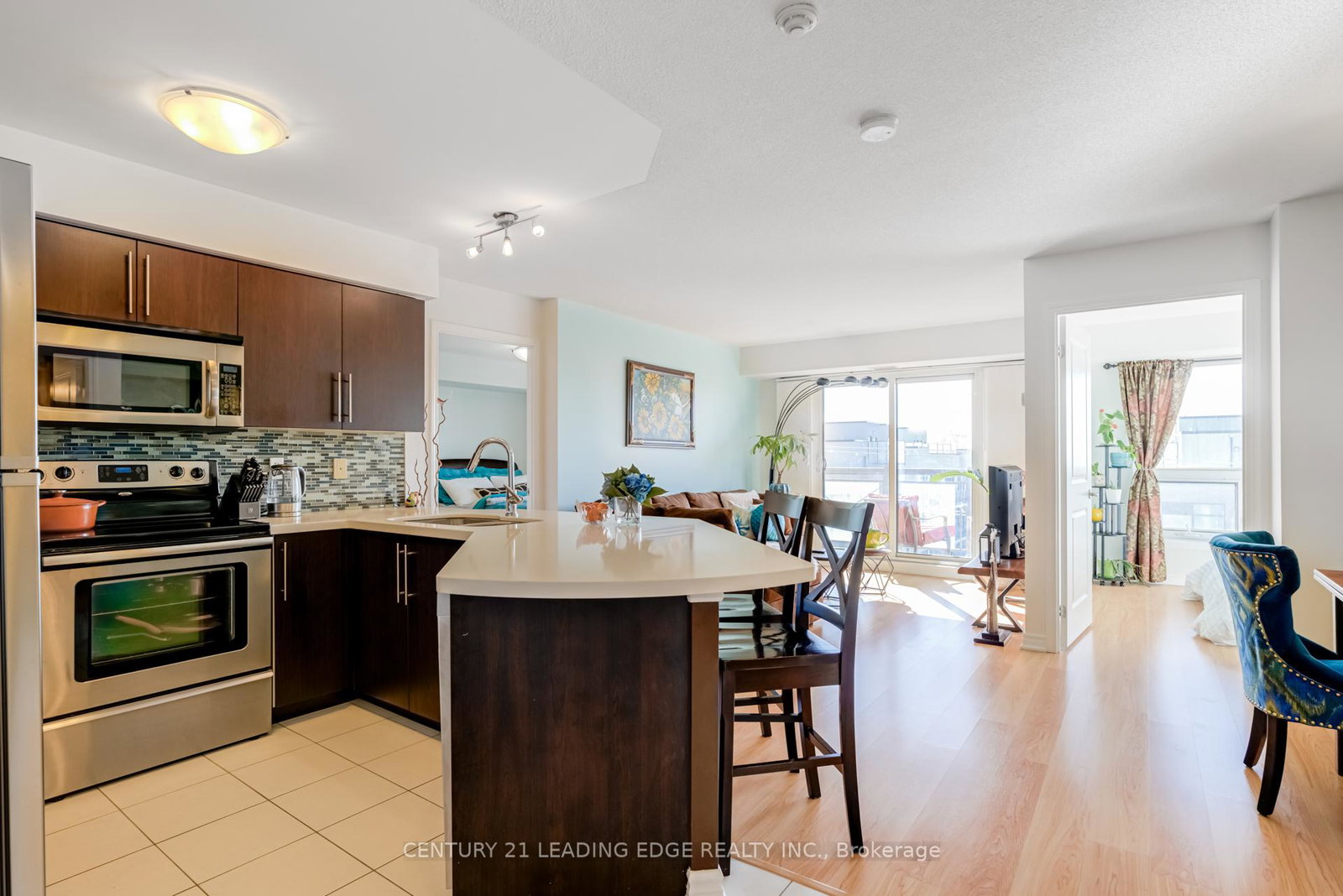 872-sheppard-avenue-w-toronto-ontario-c12016965