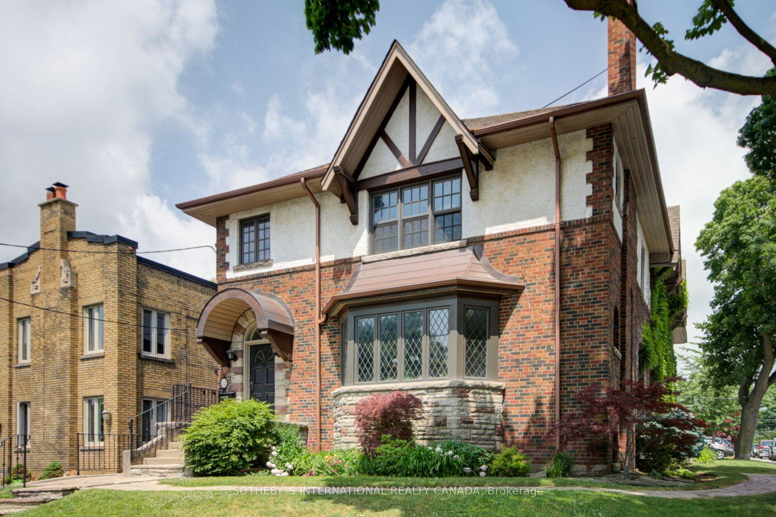 2college-view-avenue-toronto-ontario-c12023534