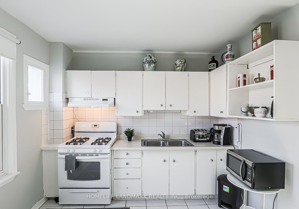 72-bellevue-avenue-toronto-ontario-c12024884