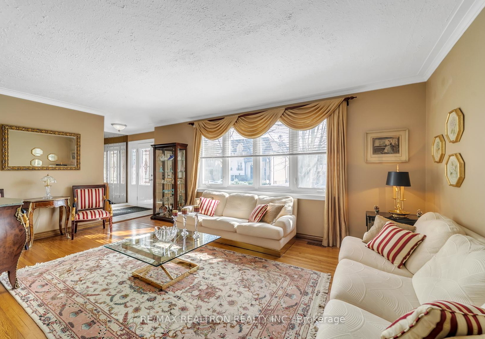 300-spring-garden-avenue-north-york-ontario-c12026346