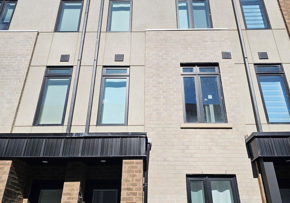 10-spruce-pines-crescent-north-york-ontario-c12027987