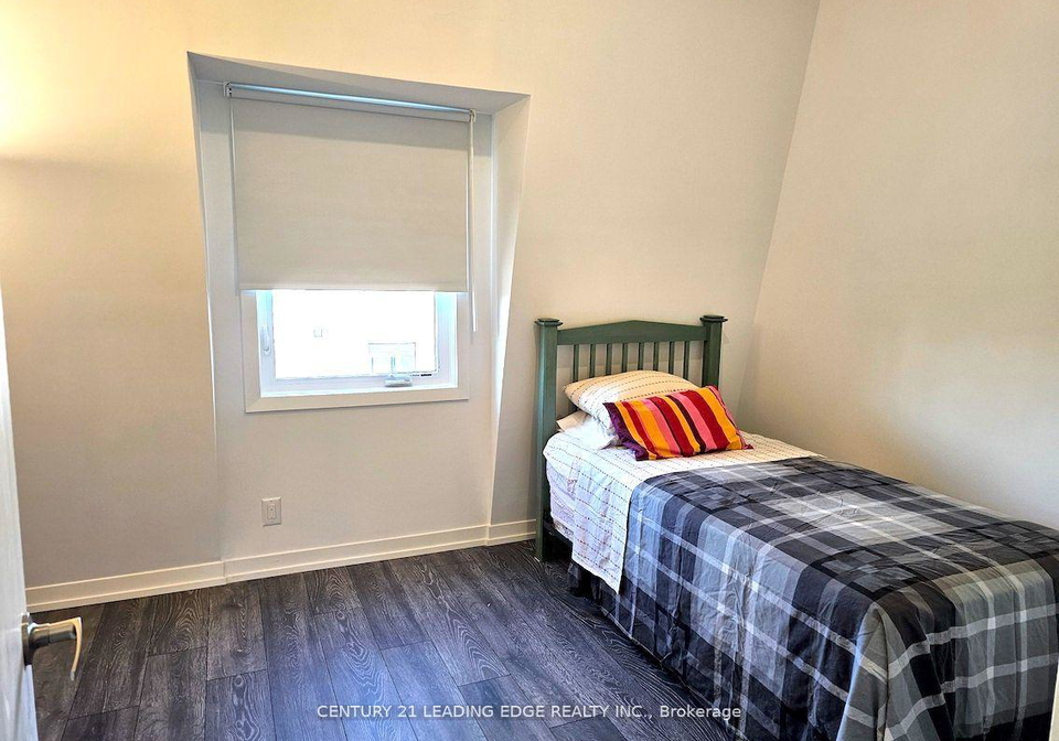 10-spruce-pines-crescent-north-york-ontario-c12027987