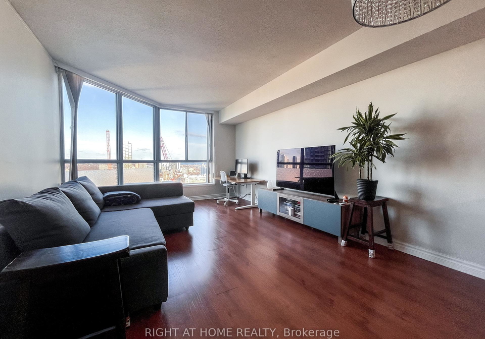 38-elm-street-toronto-ontario-c12029775