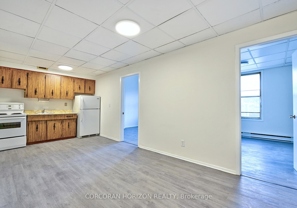 383-queen-street-w-toronto-ontario-c12030381