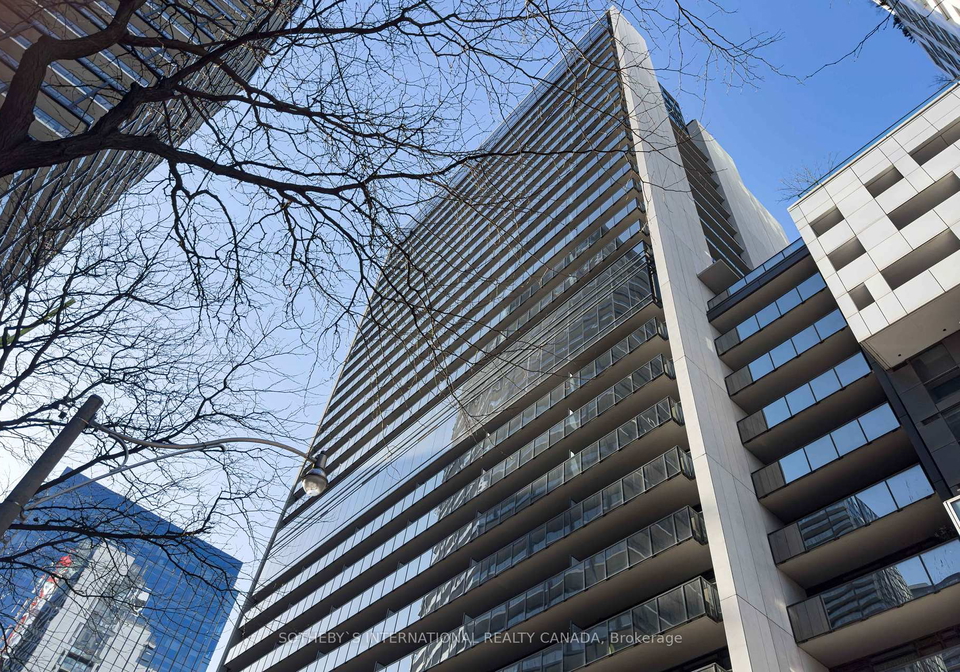 330-richmond-street-toronto-ontario-c12038164