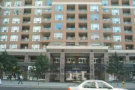 889-bay-street-toronto-ontario-c12040617