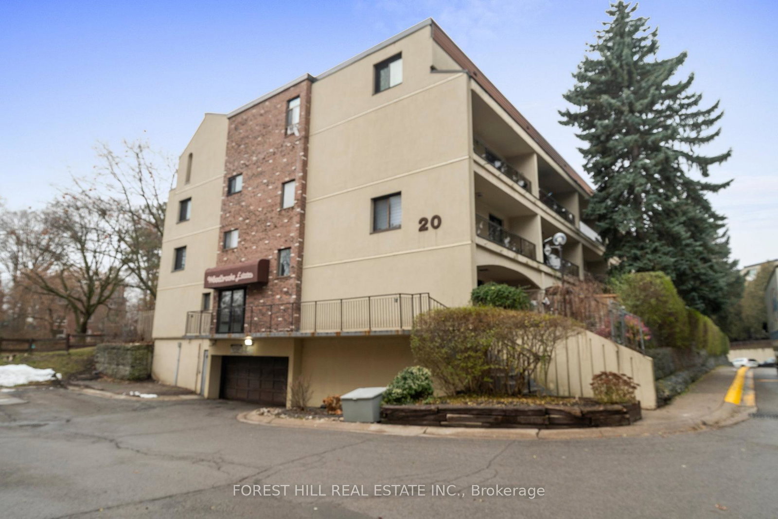 20-moonstone-byway-north-york-ontario-c12045766