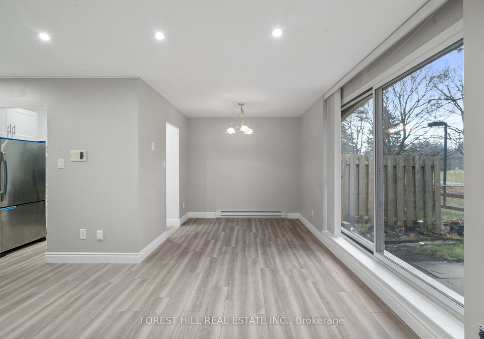 20-moonstone-byway-north-york-ontario-c12045766