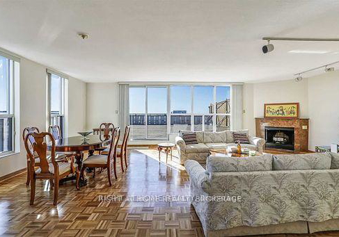 130-neptune-drive-toronto-ontario-c12046344