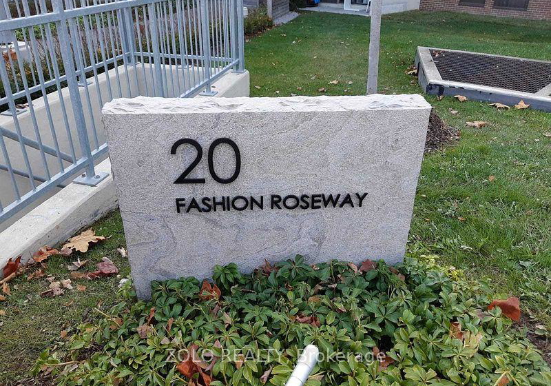 20-fashion-roseway-north-york-ontario-c12047829