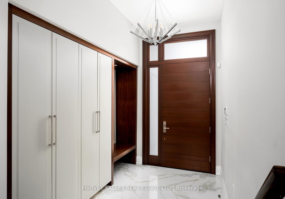 313-hillhurst-boulevard-toronto-ontario-c12051903