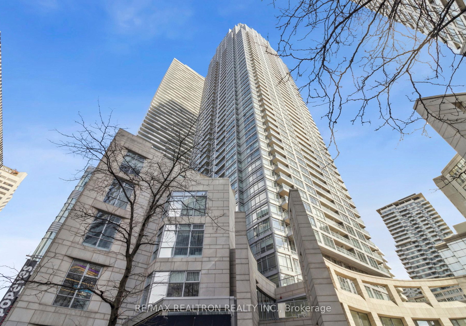 2191-yonge-street-toronto-ontario-c12052022