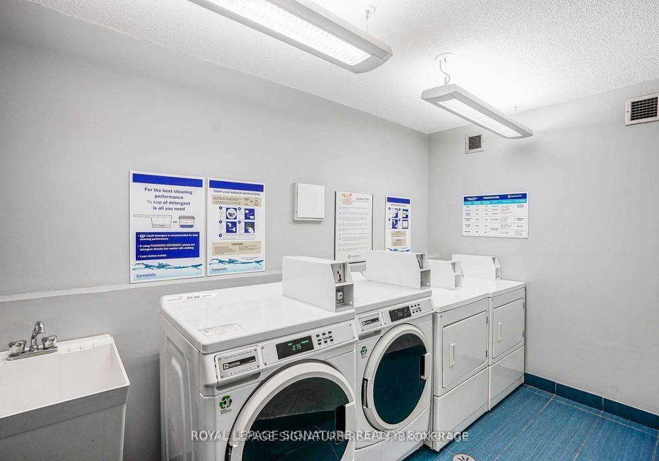 720-spadina-avenue-toronto-ontario-c12055431