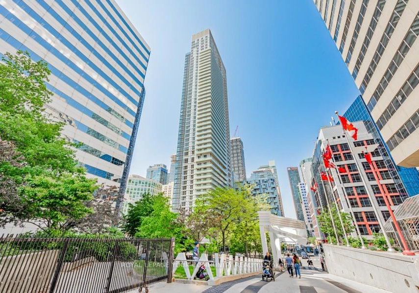 300-front-street-w-toronto-ontario-c12056075