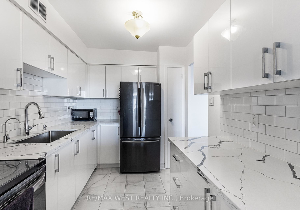 1360-york-mills-road-north-york-ontario-c12056726