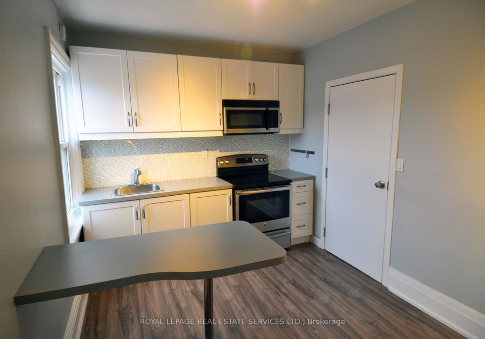 271-albany-avenue-toronto-ontario-c12057770