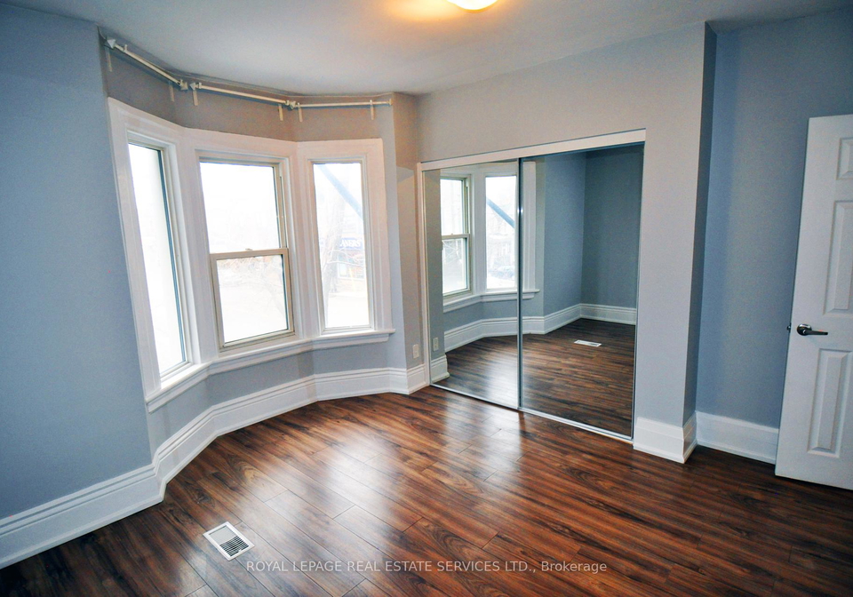 271-albany-avenue-toronto-ontario-c12057770
