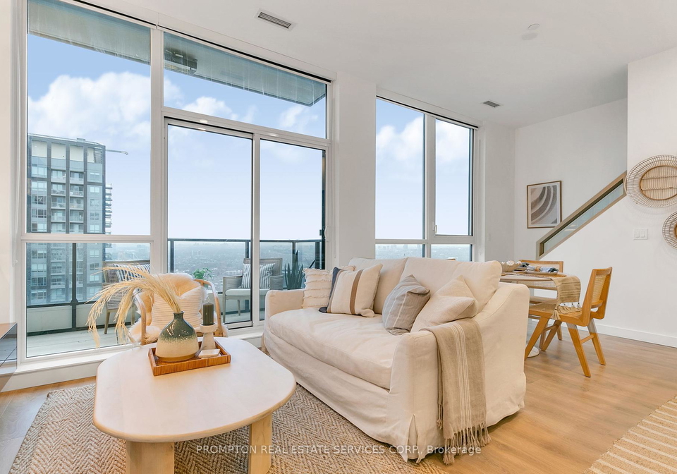 38-widmer-street-toronto-ontario-c12058024