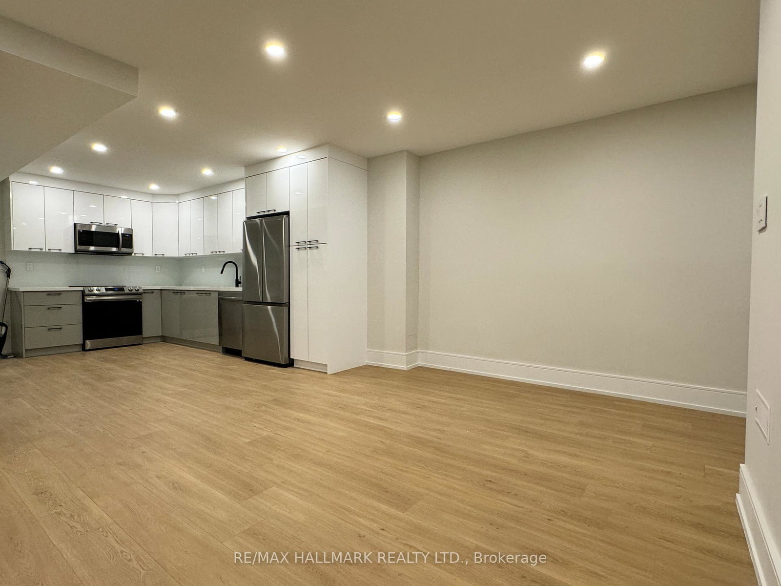 116-bellevue-avenue-toronto-ontario-c12058429
