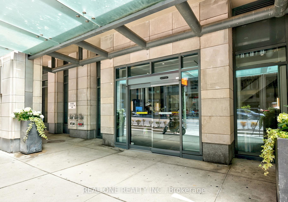bay-955-street-toronto-ontario-c12058482
