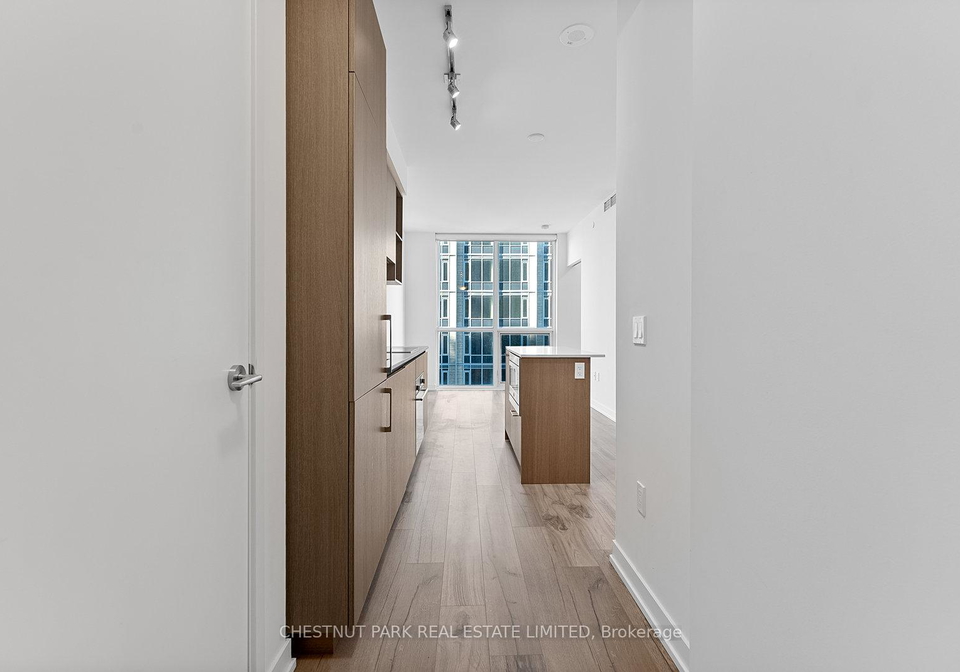 1-yorkville-avenue-toronto-ontario-c12058969