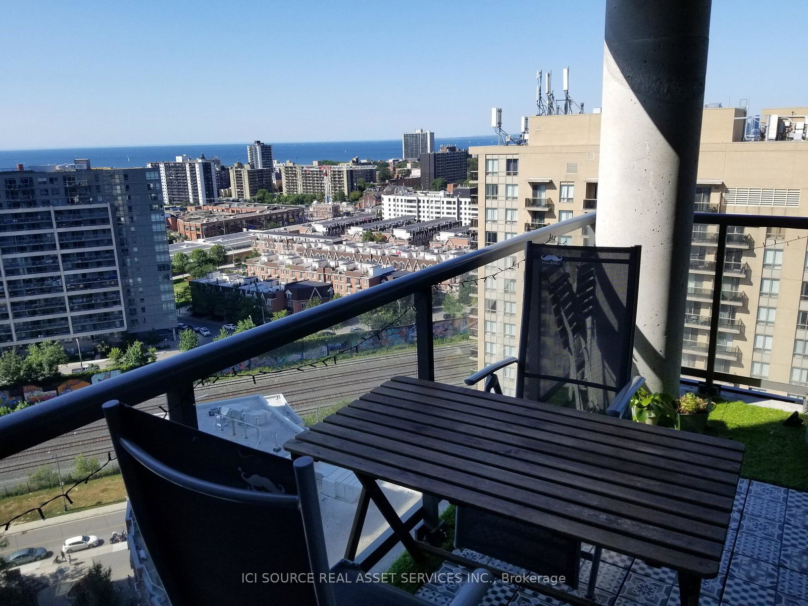 68-abell-street-toronto-ontario-c12061377