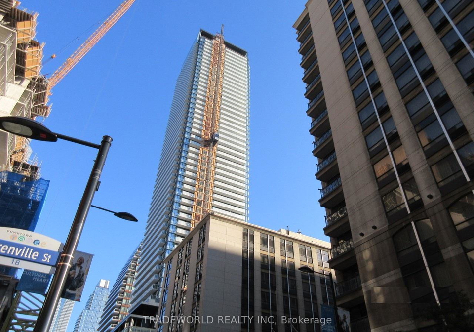 501-yonge-street-toronto-ontario-c12063209