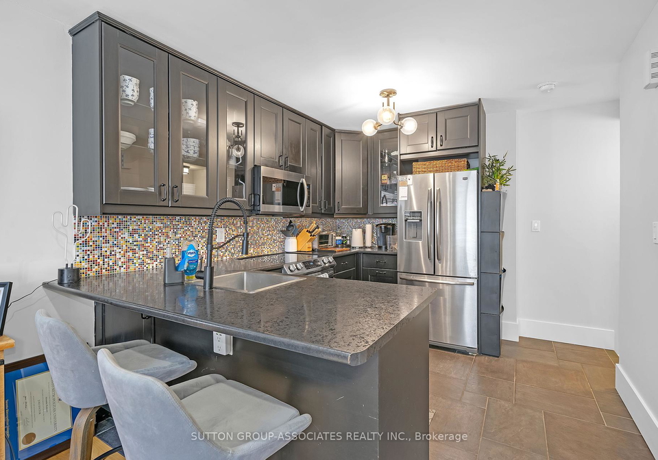415-jarvis-street-toronto-ontario-c12063276