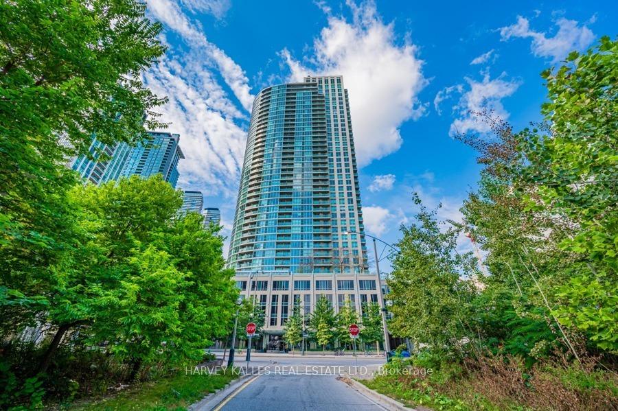18-yonge-street-toronto-ontario-c12063744