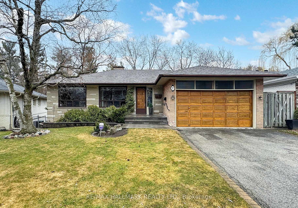 7-warlock-crescent-north-york-ontario-c12065326