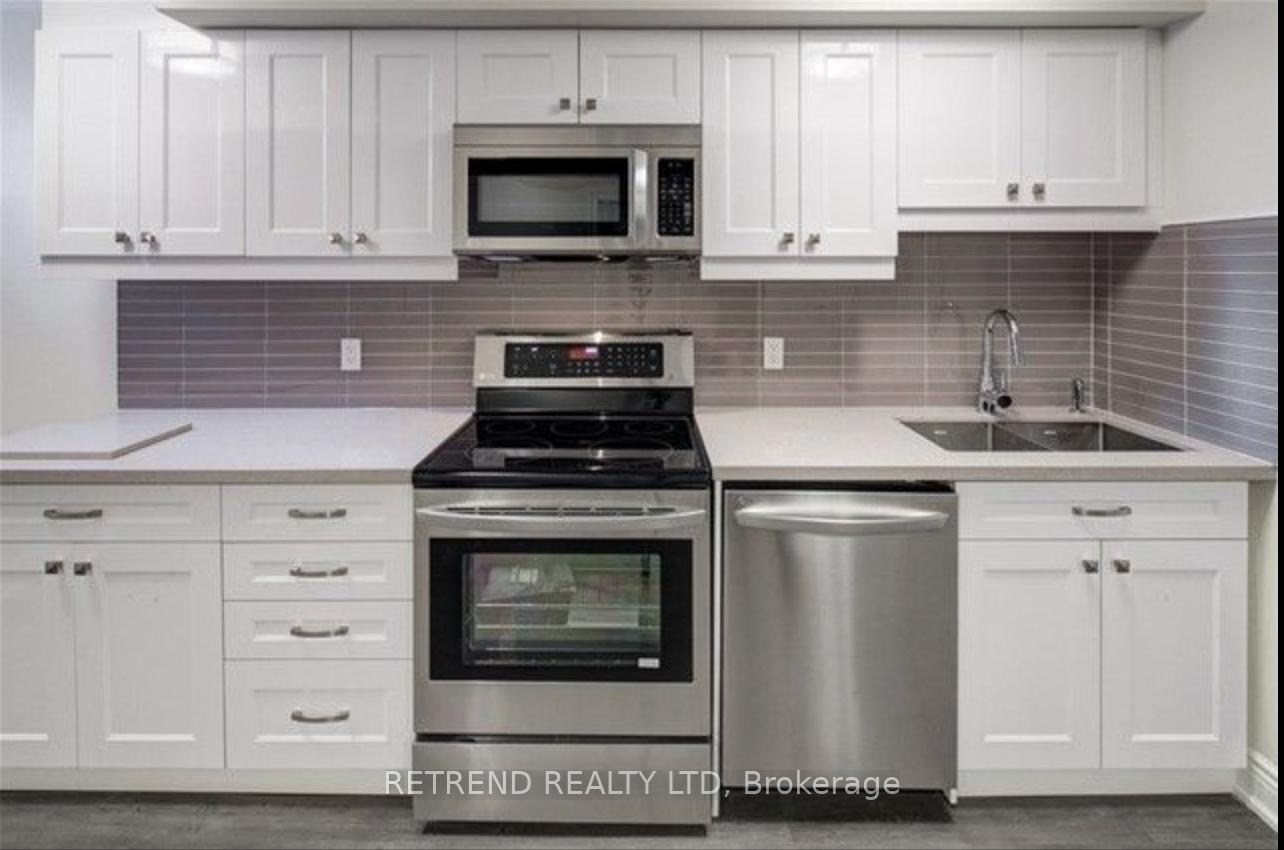 892-palmerston-avenue-toronto-ontario-c12065414